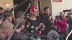 Російський художник-акціоніст Петро Павленський вільний (відео) Російський художник-акціоніст Петро Павленський вільний (відео)