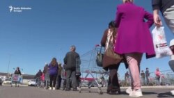 Crna Gora: Ograničenja u prodavnicama, zatvorene škole, pozorišta, kafići Crna Gora: Ograničenja u prodavnicama, zatvorene škole, pozorišta, kafići