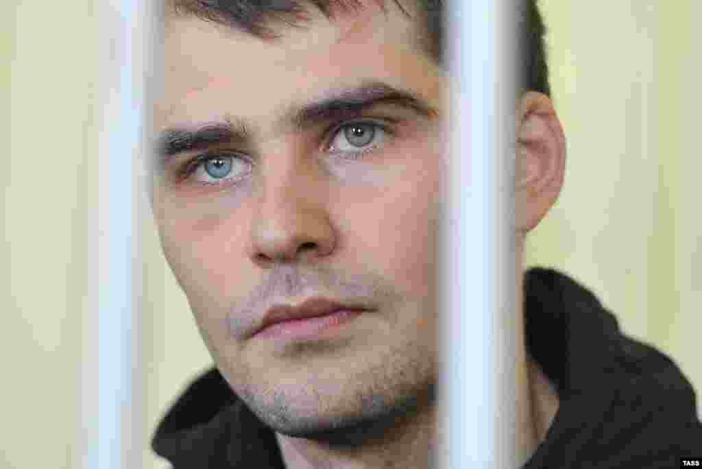 В мае 2015 года в Крыму российский суд вынес приговор активисту Евромайдана Александру Костенко, которого Следком обвинил в том, что 18 февраля 2014 года он якобы причинил телесные повреждения сотруднику крымского спецподразделения «Беркут». Костенко не признал своей вины. Он вышел на свободу в августе 2018 года по истечению срока заключения