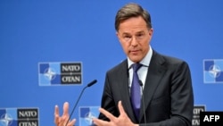 Secretarul general NATO, Mark Rutte, a declarat că SUA nu are niciun plan să își retragă imediat prezența militară din Europa.