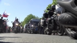 Російських «Нічних вовків» у Празі зустріли акціями протестів. Є затримані (відео) Російських «Нічних вовків» у Празі зустріли акціями протестів. Є затримані (відео)