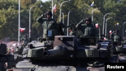 პოლონეთის შეიარაღებული ძალების დღის აღნიშვნა ვარშავაში