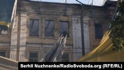 Пожежа на Хрещатик 40/1 біля ЦУМ. Київ, 20 червня 2017 року