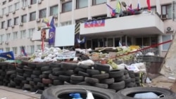 Активисты объявляют об "освобождении" раненого Сергея Шевченко Активисты объявляют об "освобождении" раненого Сергея Шевченко