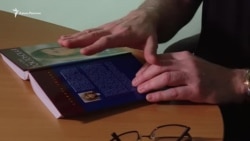 Ганапольский о книге Поклонской: Книжка, квинтэссенция которой – ложь (видео) Ганапольский о книге Поклонской: Книжка, квинтэссенция которой – ложь (видео)