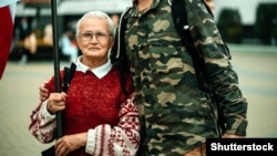 Міліціонери також склали на неї протокол