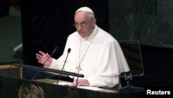 رهبر کاتولیکهای جهان ابراز امیدواری کرده که توافق با ایران، پایدار و سودمند باشد.