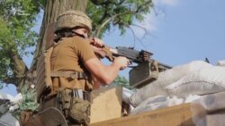 Бойовики обстрілюють українські позиції під Горлівкою – відео з місця подій Бойовики обстрілюють українські позиції під Горлівкою – відео з місця подій