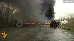 Барикади сепаратистів на в'їзді в Слов'янськ Барикади сепаратистів на в'їзді в Слов'янськ