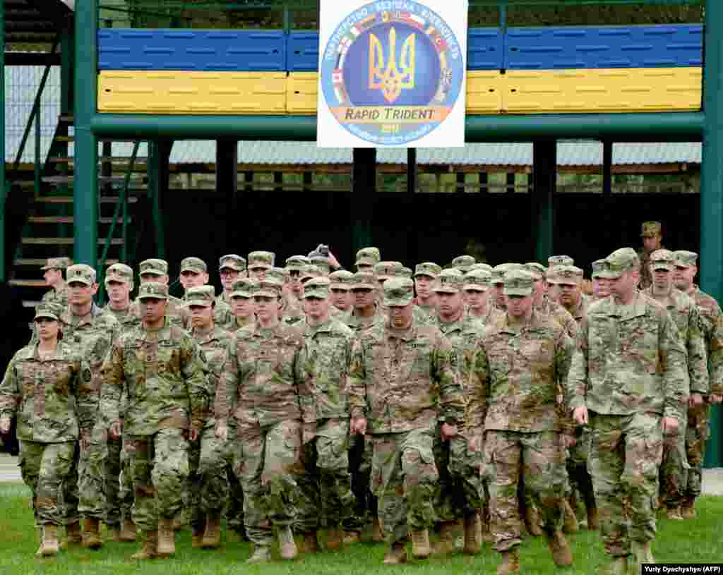 Під час церемонії відкриття військових навчання НАТО «Рапід Трайдент». Львівщина, Ярорівський полігон, 11 вересня 2017 року