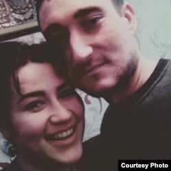 Фериде Донбаева вместе с мужем Русланом Абдурахмановым.
Из личного архива