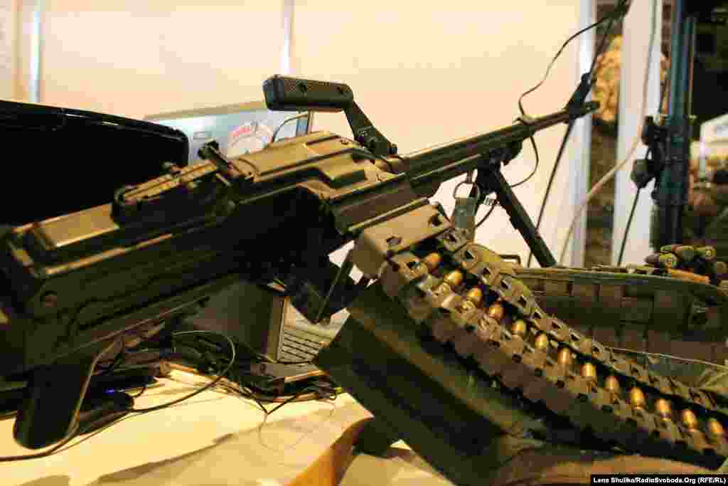 Тактичний комплекс Predator: ємність набоїв – 500 штук. (модифікація калібрів 7,62 та 5,56).