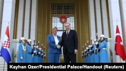 Kolinda Grabar-Kitarović i Redžep Tajip Erdoan, fotoarhiv