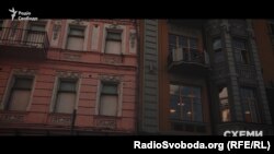Будинок на Андріївському узвозі, 2 та банк «Діамантбанк», який ним володіє. стоять стіна до стіни