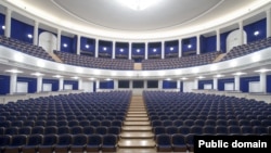Зрительный зал Московского академического музыкального театра имени К. С. Станиславского и Вл. И. Немировича-Данченко