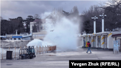 Штормовая погода в Севастополе. Архивное фото