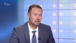 Зарплати вчителям, президентський університет, дисертація Киви і ЗНО | Сергій Шкарлет (відео) Зарплати вчителям, президентський університет, дисертація Киви і ЗНО | Сергій Шкарлет (відео)