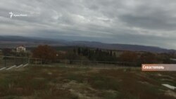 Как в Крыму у россиян землю забирают (видео) Как в Крыму у россиян землю забирают (видео)