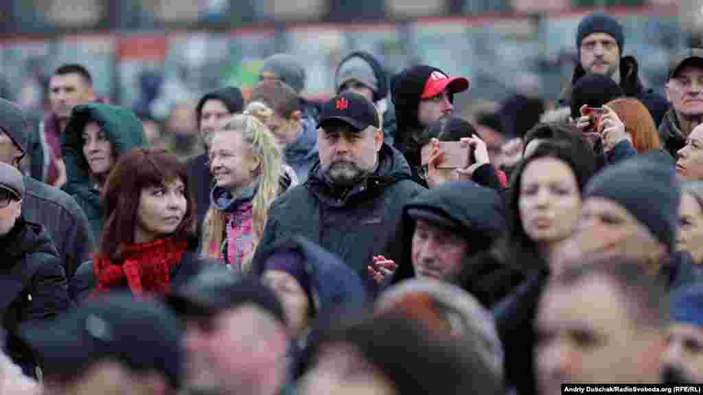 Серед присутніх на марафоні – волонтери і ветерани бойових дій на Донбасі