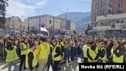Prosvetari u Užicu na protestu podrške studentskoj akciji "Generalni štrajk", 7. mart 2025.