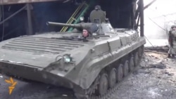 Углегорск: сепаратисты бьют из "Градов" Углегорск: сепаратисты бьют из "Градов"