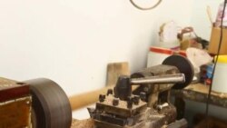 Устоди доираи бузургтарини Тоҷикистон бе коргоҳу дӯкон Устоди доираи бузургтарини Тоҷикистон бе коргоҳу дӯкон