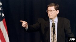 Richard Holbrooke, 1995.