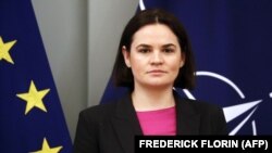 Лідерка білоруської опозиції Світлана Тихановська під час зустрічі з прем’єр-міністром Латвії в Ризі, 8 червня 2022 року