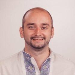 Александр Данилюк