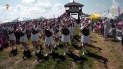 «Наша земля – це наша історія» – відвідувач свята козацької слави на Полтавщині (відео) «Наша земля – це наша історія» – відвідувач свята козацької слави на Полтавщині (відео)