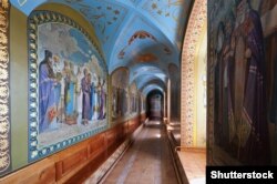 Підземний храм на честь Іова Почаївського на території Почаївської лаври. Місто Почаїв Кременецького району Тернопільської області