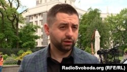 Якщо постанову не ухвалити, місцеві вибори восени відбудуться за старим районуванням, анонсував Давид Арахамія