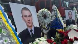 У Києві попрощалися з рятувальниками ДСНС, які загинули 6 червня під час масованої атаки РФ (відео) У Києві попрощалися з рятувальниками ДСНС, які загинули 6 червня під час масованої атаки РФ (відео)