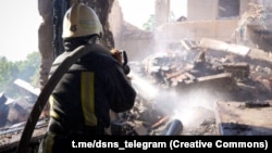 Спасатели ликвидируют последствия российского удара по Одесской области, архивное фото