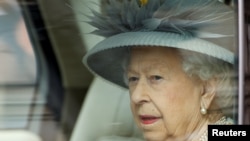 Елизавета II