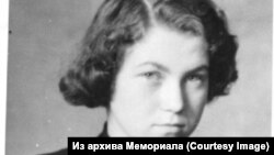 Наталья Горбаневская. 1953 год