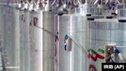 За даними МАГАТЕ, Іран збагачує уран до 60-відсоткової чистоти, використовуючи другий каскад центрифуг на своїх ядерних потужностях у Натанзі