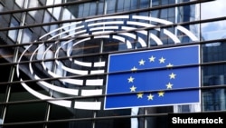 Серед підписантів – представники політичних груп «Renew Europe», Європейської народної партії (EPP), Європейських консерваторів і реформістів (ECR) та «Зелених»