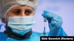 Всі вакциновані напередодні отримали тільки першу дозу вакцини