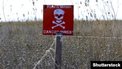 За даними експертів, нині щонайменше 7 тисяч квадратних кілометрів території Донбасу потребують очищення від вибухонебезпечних речовин