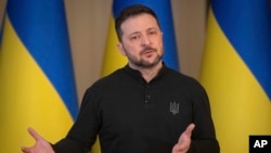 «Для нас – це червоні лінії визнавати будь-які території тимчасово окуповані як не українські, а російські»