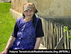 Мешканка села Садове Катерина Шмигельська