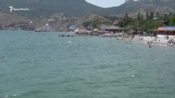 Последний сезон в Коктебеле? Крымчане требуют компенсации убытков от реконструкции (видео) Последний сезон в Коктебеле? Крымчане требуют компенсации убытков от реконструкции (видео)