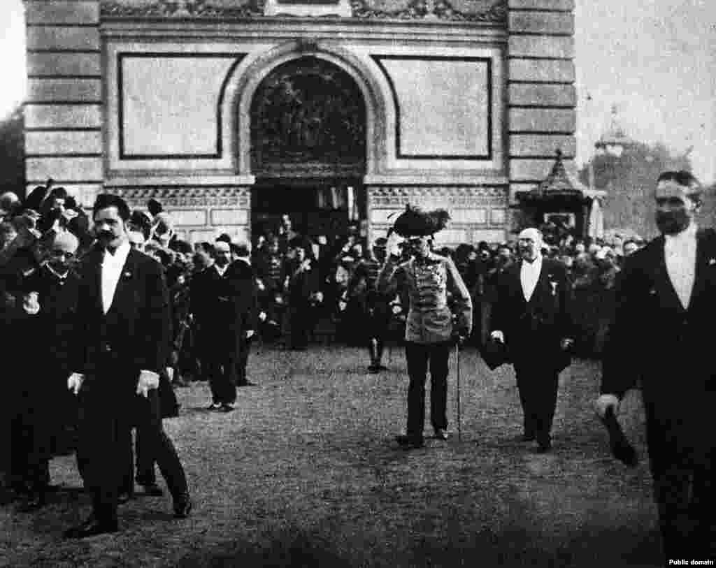 Emperor Franz Josef visiting Prague in 1891, when today’s Czech Republic and Slovakia were a part of the Austro-Hungarian Empire.