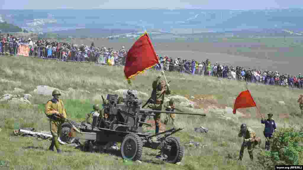 «Бой» заканчивается захватом «немецких позиций»