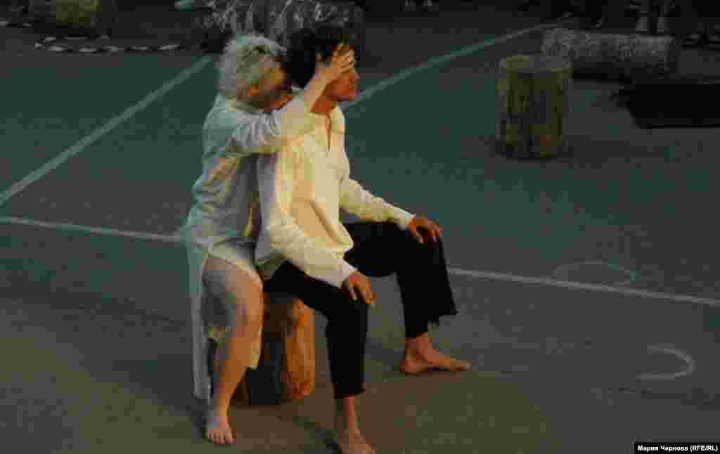 Спектакль "Лес" школы-студии МХАТ под руководством Дмитрия Брусникина