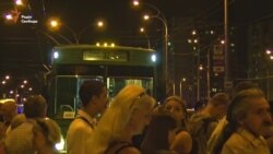 Жителі Оболоні протестують проти будівництва ТРЦ над станцією метро (відео) Жителі Оболоні протестують проти будівництва ТРЦ над станцією метро (відео)