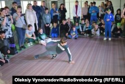 Зал для брейк-данса