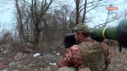 Бійці ЗСУ: «Спалили «Джавеліном» два БМП і два танки» (відео) Бійці ЗСУ: «Спалили «Джавеліном» два БМП і два танки» (відео)