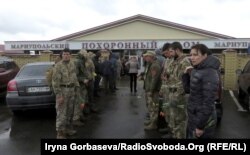 Более 300 человек пришли проститься с молодым госпитальером Николаем Волковым